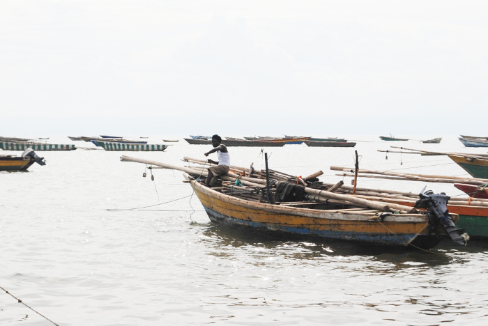 Des embarcations de pêche dans le lac Tanganyika ©Iwacu