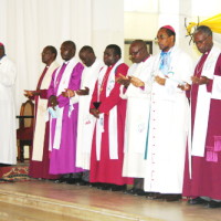 Les évêques au chœur de la Cathédrale Regina Mundi ©Iwacu