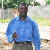 Samuel Manirakiza du comité provincial du parti CNDD : « Ces conseillers doivent être remplacés afin de respecter la loi » ©Iwacu