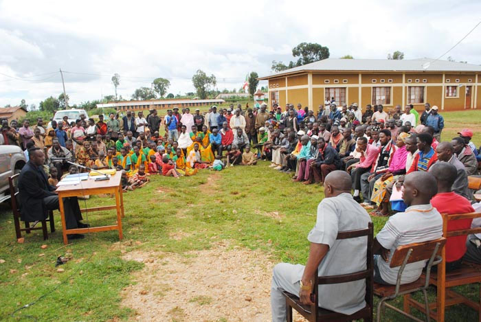 La population de la commune Gashikanywa, province Ngozi demande la décentralisation de la CVR ©Iwacu