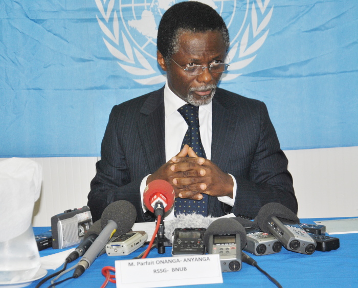 Parfait Onanga-Anyanga, représentant spécial au Burundi du secrétaire général de l’ONU : « En participant à cette réunion, la classe politique burundaise fera une fois de plus preuve de maturité politique » ©Iwacu