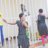 Des prostituées arrêtées par la police dans les différents hôtels de Rumonge ©Iwacu