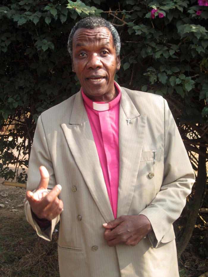 Monseigneur Justin Baransananikiye : « Ses paroles mettent un accent sur l’unité, la cohésion et la fierté nationale.»  ©Iwacu