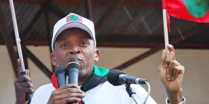 Agathon Rwasa : « Je ne viendrais pas pour régler mes comptes comme semblent le craindre certains, car ce serait perdre du temps en oubliant de s’occuper des choses essentielles. » ©Iwacu
