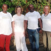 Ernest en mission au Burundi avec ses amis de « Médecins Sans Vacances »
