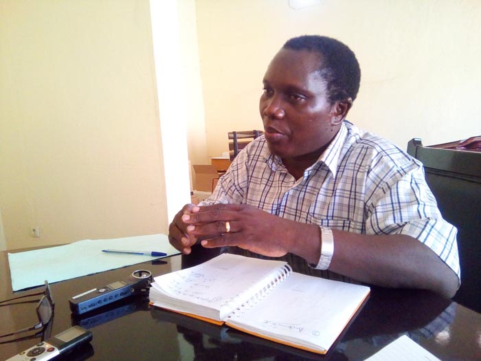 Emmanuel Bamenyekanye, directeur de la pharmacie, du médicament et des laboratoires