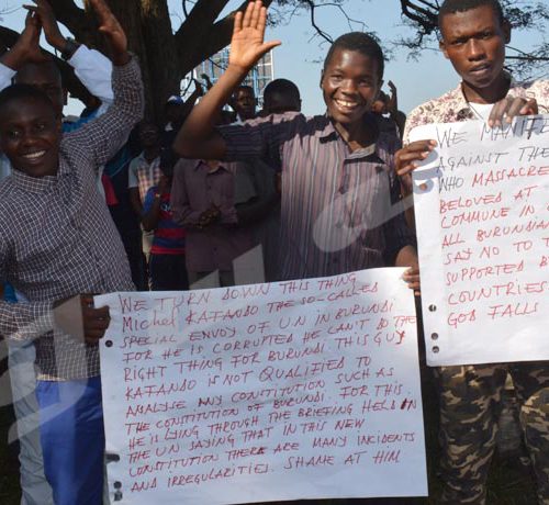 Samedi, 2 juin 2018 - Manifestation contre le récent carnage de Ruhagarika, l'envoyé spécial des Nations-Uns au Burundi et contre la position de la France par rapport au référendum.