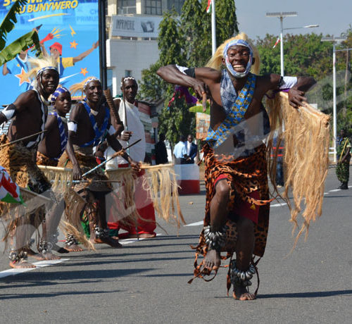 Commémoration du 56ème anniversaire de l'indépendance du Burundi: des danseurs intore en action  ©Onesphore Nibigira/Iwacu