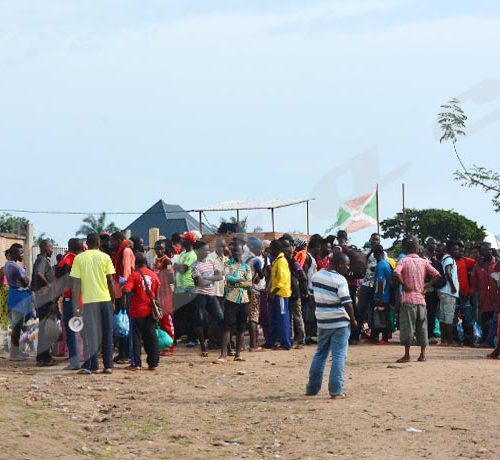 Mercredi, 16 janvier 2019 - Au port de Rumonge, des Burundais partent vers la RDC à la recherche du travail ©Rénovat Ndabashinze/Iwacu