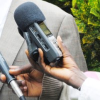 Des micros des journalistes