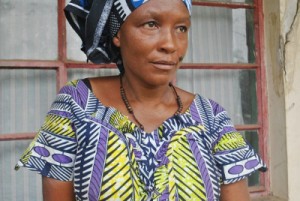 Nzirubusa Elodie, la mère de ses deux enfants"Mon mari est un criminel,il faut qu'il réponde de ses actes devant les juridictions" ©Iwacu