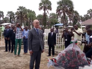 Smail Chergui AU Commissioner for Peace and Security placing a wreath on Major General Juvénal Niyoyunguruza’s grave