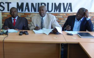 From left to right: Pacifique Nininahazwe, Pierre Claver                                                                                                                                                                          Mbonimpa (President of APRODH) and Armel Niyongere.