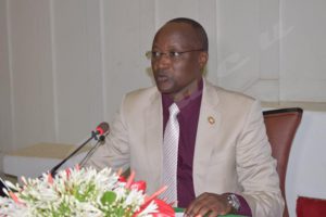 Gaston Sindimwo: “Burundian students applying for scholarships must be aware that they owe credit to the government”