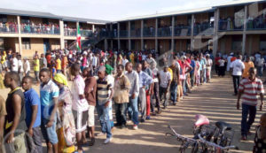 Long queues at Kamenge Basic School where voting took place in a good atmosphere.