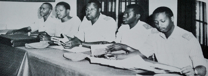 Une réunion du Conseil nationale de la Révolution (CNR), bien avant 1969. Martin Ndayahoze,  2ème à gauche. Albert Shibura, premier à droite ©dr