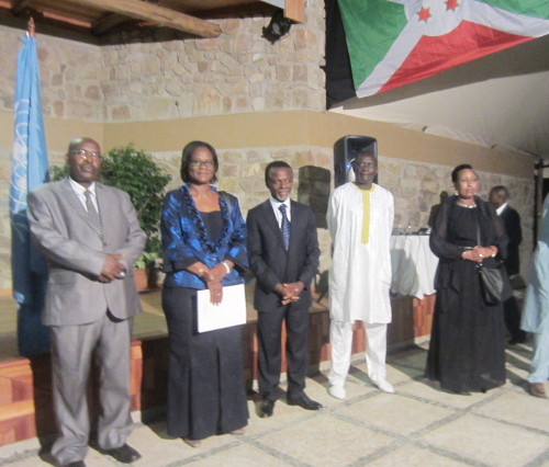 Mme Rosine Sori-Coulibaly, au milieu des ambassadeurs Zacharie Gahutu et Parfait Onanga Anyanga ©Iwacu