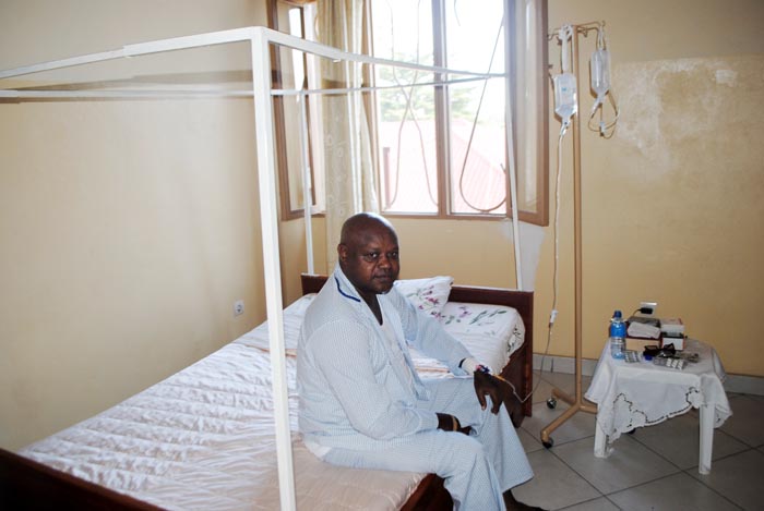 Hilaire Ndayizamba à la Clinique la Colombe ©Iwacu