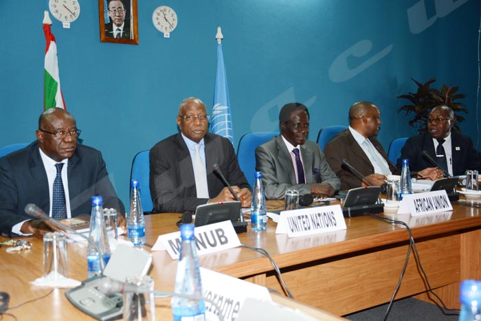 Mardi 23 juin 2015 - Sous la médiation de Abdoulaye Bathily envoyé spécial de Ban Ki-Moon, le gouvernement du Burundi, le Cndd-Fdd et ses alliés n'ont pas répondu présent au dialogue interburundais qui devait débuter aujourd'hui ©O.N/Iwacu