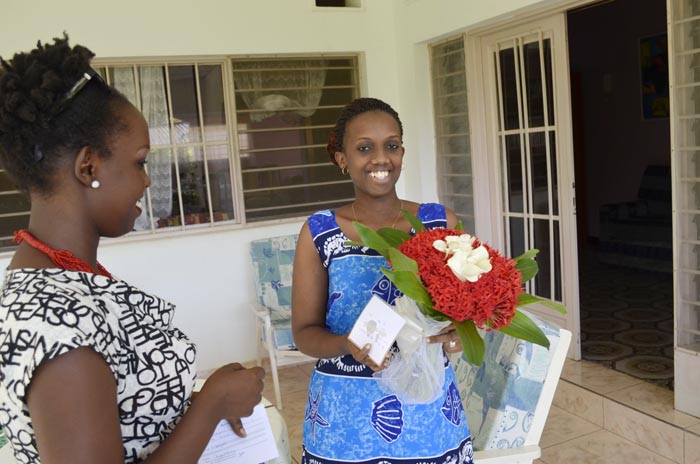 Mlle Mugisha : « Green apporte un nouveau service de vente de fleurs. » 