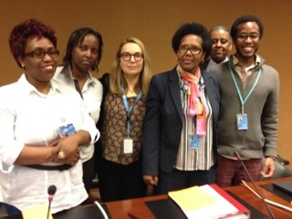 Mme Colette Samoya: (deuxième à droite) entourée de ses co-organisateurs du Side Event: " Nous saluons le courage des journalistes en général et des femmes journalistes dans la promotion de la liberté d'epression au Burundi."