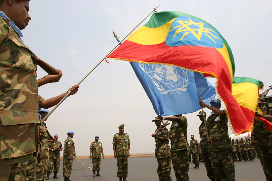 Arrivée du contingent éthiopien à l’aéroport de Bujumbura en septembre 2004 