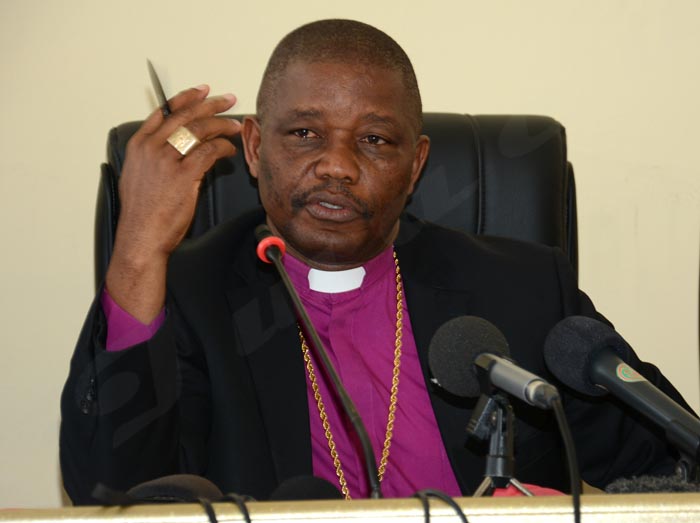 Mgr Justin Nzoyisaba : « Le gouvernement ne peut pas oser mettre en application ces recommandations avant la fin du travail de la commission, sinon ce serait mettre fin prématurément à sa mission. » 