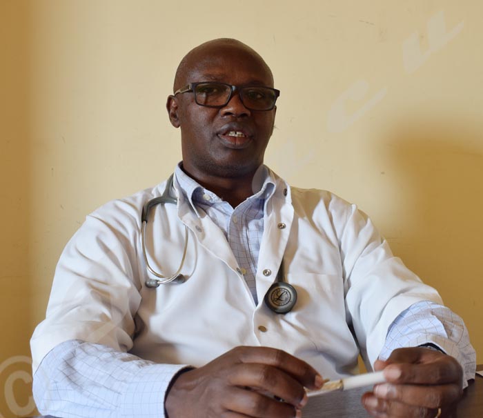 Dr François Ndikumwenayo : « Cette inflammation s’accompagne par une gêne respiratoire traduite par un sifflement ou un ronflement. »