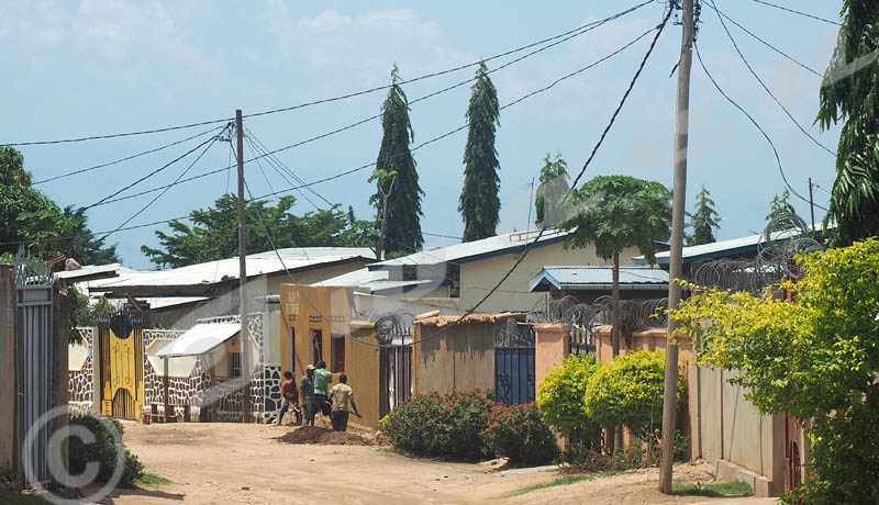 Kanyosha : Les câbles électriques mal fixés inquiètent