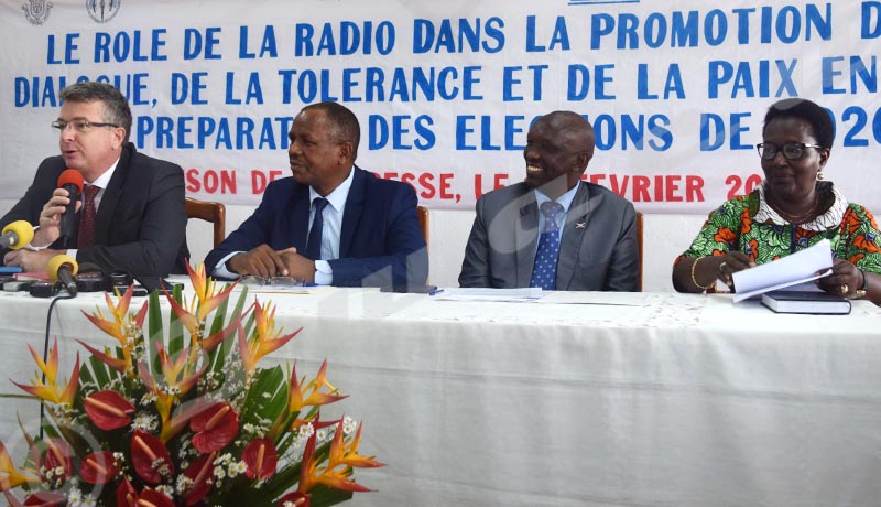 «Le rôle de la radio n’est pas seulement politique»