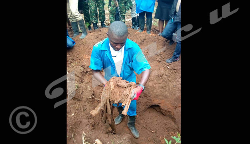 Des exhumations polémiques