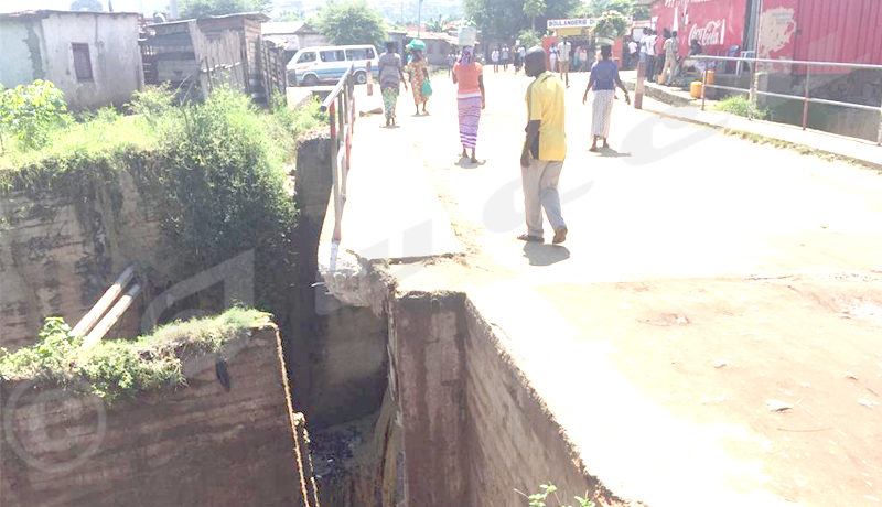 Musaga : une partie du pont sur la rivière Mpimba effondrée