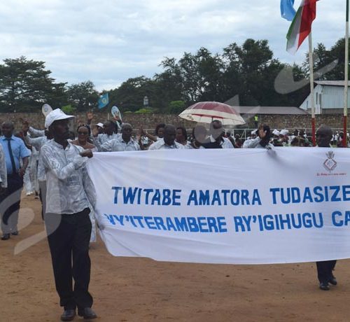 Journée mondiale du travail : Les agents de la mairie de Bujumbura, en plein défilé