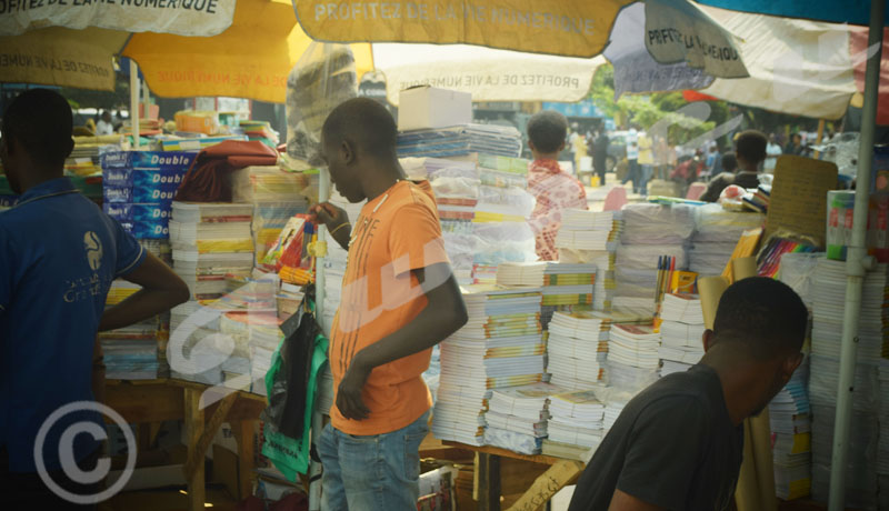 Du commerce improvisé autour de l’ancien marché de Bujumbura