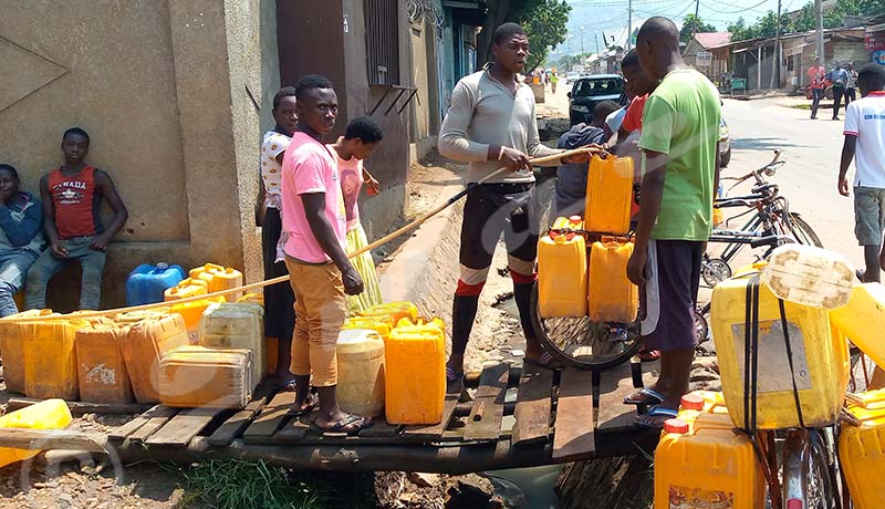 Covid-19/Pénurie d’eau : certains quartiers de Gihosha entre  le marteau et l’enclume