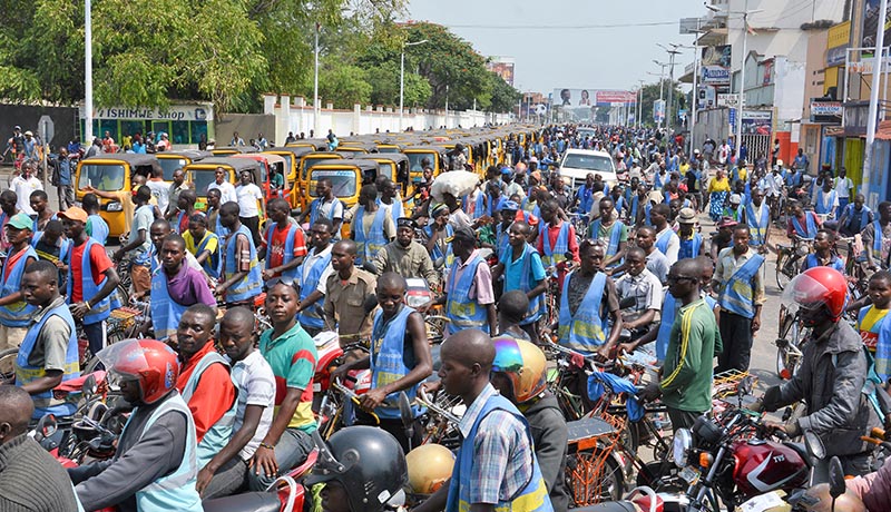 Fini les cotisations des associations des transporteurs en commun !