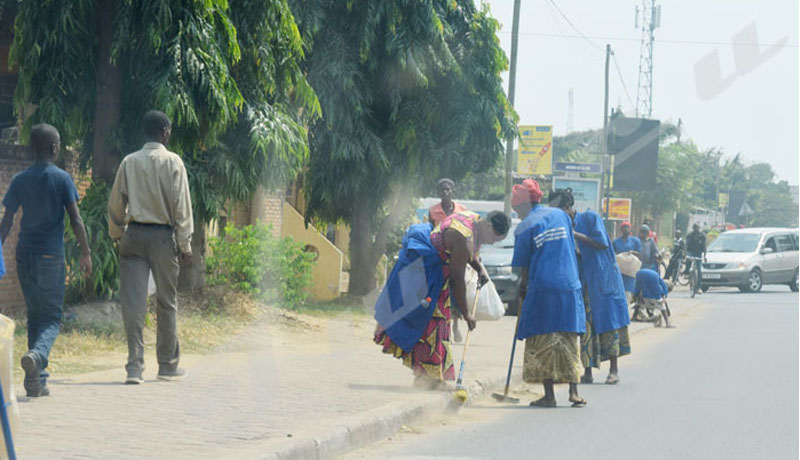 Mairie de Bujumbura : des balayeurs oubliés