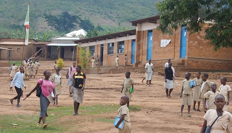 Réintégration scolaire des élèves rapatriés : recalés, rétrogradés, résignés, frustrés