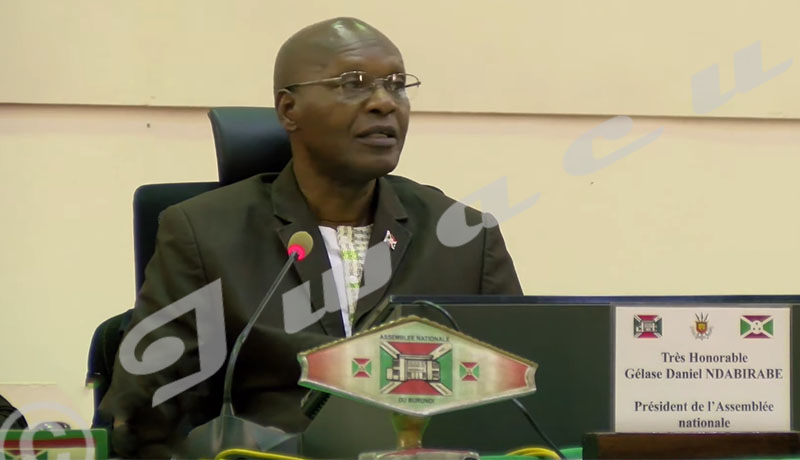 Assemblée nationale :« La bastonnade n’est pas à écarter pour certains fonctionnaires »