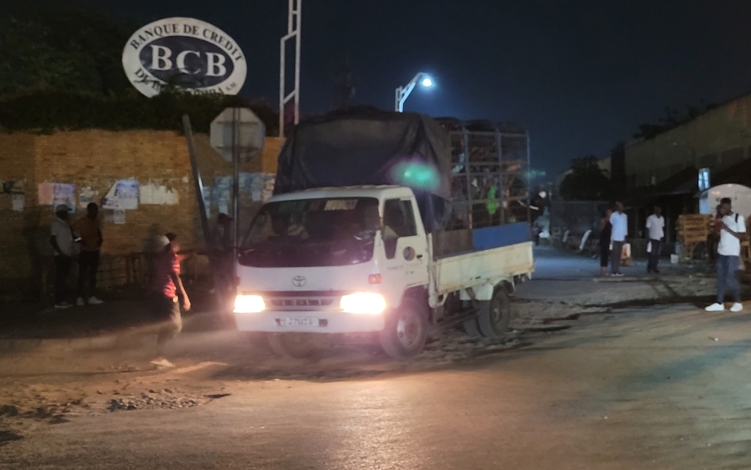 Bujumbura/Transport en commun : des camionnettes à la rescousse