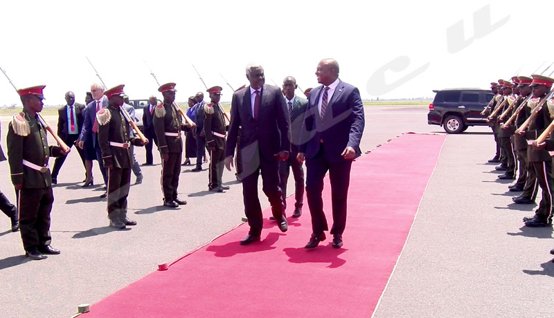 Diplomatie: Le président de la Commission de l’UA, Moussa Faki en visite  au Burundi