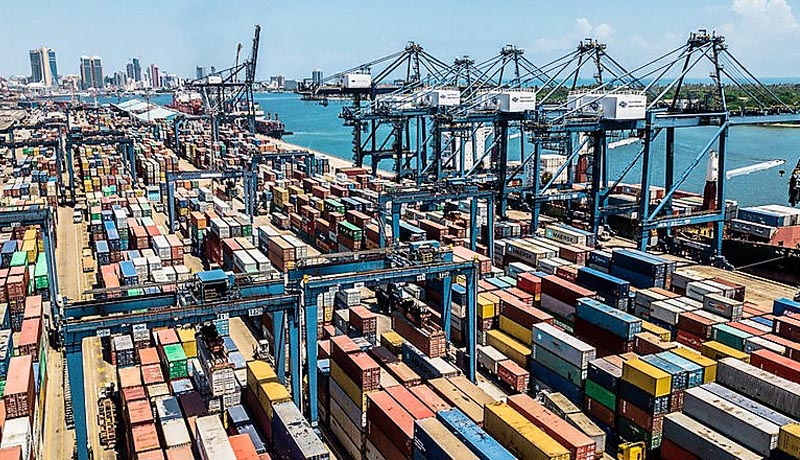 Le port de Dar es Salam est en plein essor, tandis que le fret dans le port de Mombasa diminue depuis 5 ans