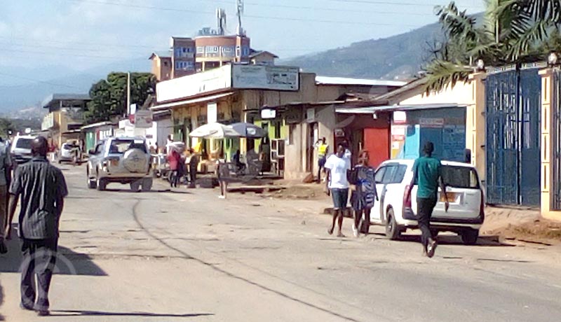 Zone Nyakabiga : l’axe principal en piteux état, les usagers grognent